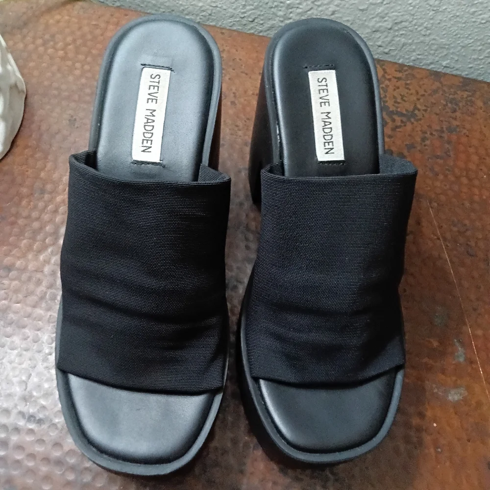 Steve Madden Sz. 39(8.5) Black Sami Platform Sandal